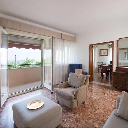 Διαμέρισμα 3 Amazing Sea View Beachfront Flat Blue Λίντο της Βενετίας