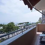 3 Amazing Sea View Beachfront Flat Blue *