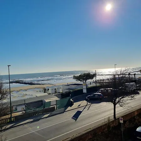 Apartment 3 Amazing Sea View Beachfront Flat Blue