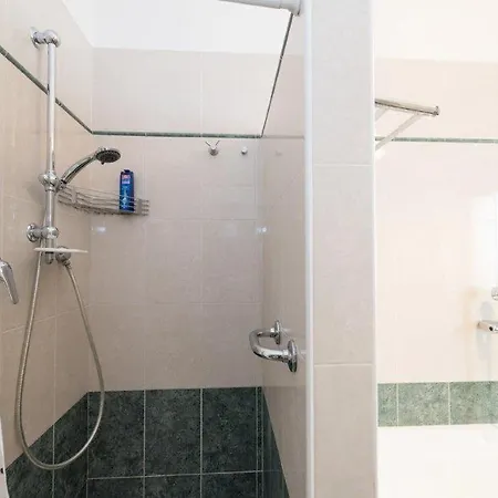 Apartment 3 Amazing Sea View Beachfront Flat Blue