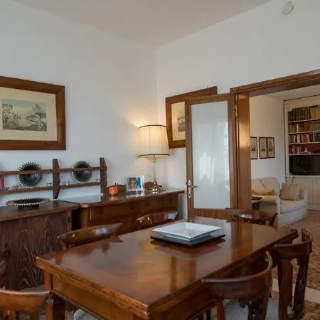 Apartment 3 Amazing Sea View Beachfront Flat Blue