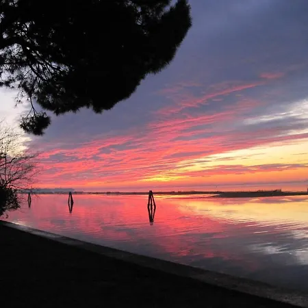 Apartment 3 Amazing Sea View Beachfront Flat Blue Lido di Venezia