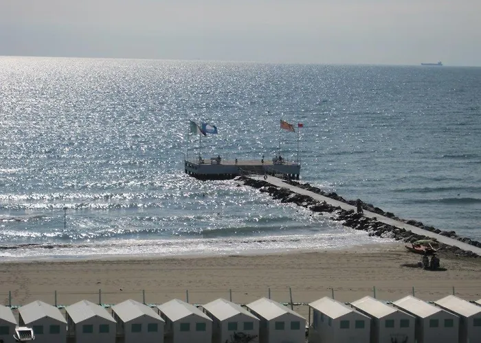 3 Amazing Sea View Beachfront Flat Blue Lägenhet Venedig-Lido