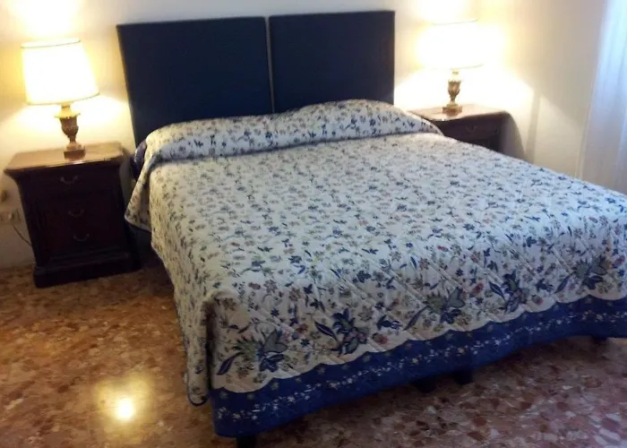 3 Amazing Sea View Beachfront Flat Blue Lägenhet Venedig-Lido